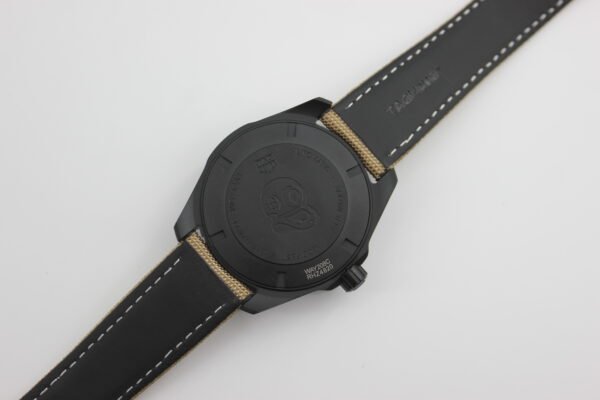 Model: WAY208C  Serial Number: FC6383     43mm