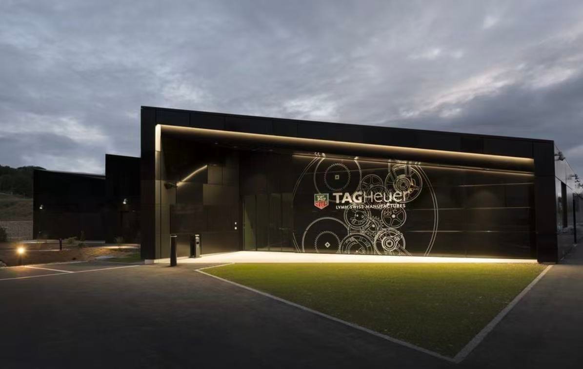 Model CAY1110 BA0927  43mm