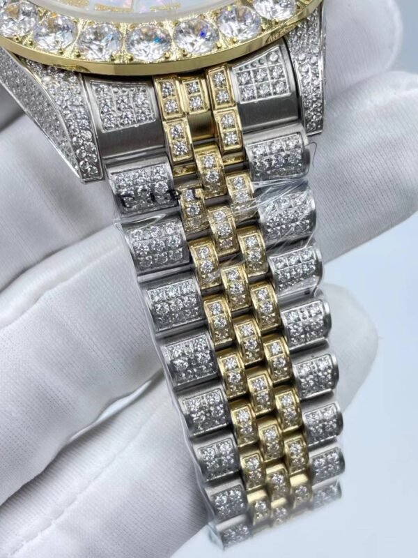Rolex's new full-diamond large-diameter bezel, single calendar Roman numeral face, size 43mm