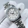Rolex women's model with beaded star-shaped diamonds, size 26mm
