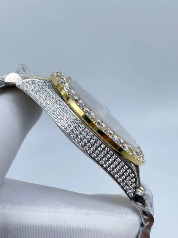 Rolex's new full-diamond large-diameter bezel, single calendar Roman numeral face, size 43mm