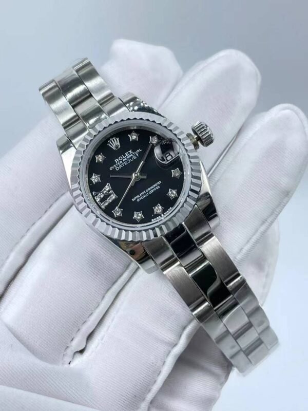 Rolex women's model with beaded star-shaped diamonds, size 26mm