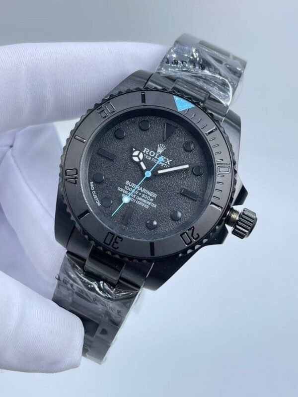 New GMT model with black case,40mm