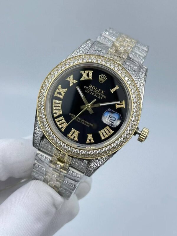 New full-diamond Roman-style logotype with diamond surface  41mm