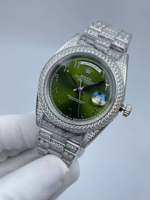 New full diamond Arabic numeral day and date calendar, 41mm