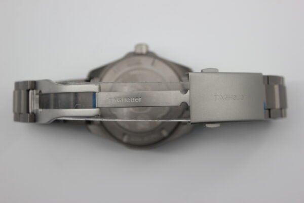 Model: WAY208F  Part Number: BF0638  43mm