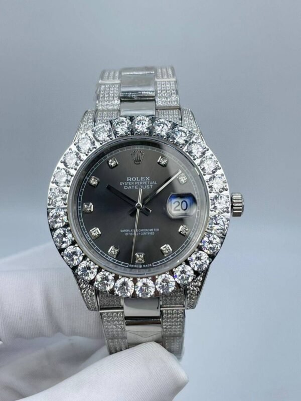 New style large diamond circle bezel with diamond surface  44mm