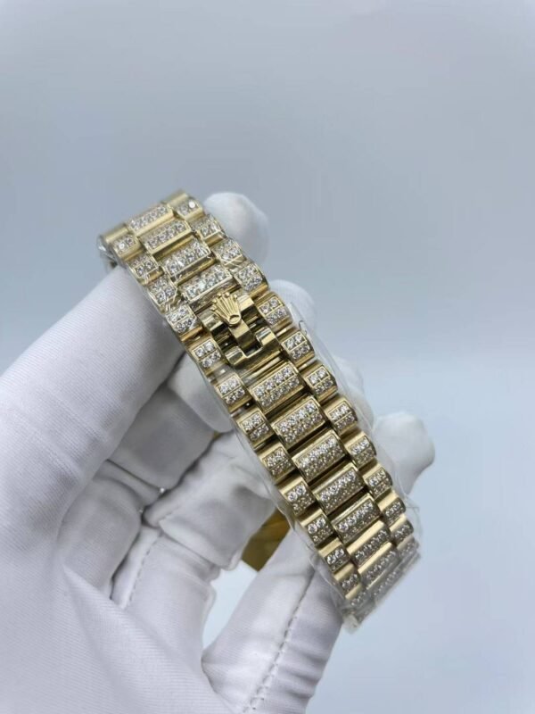 Rolex full-diamond blank face with dual calendars, size 41mm