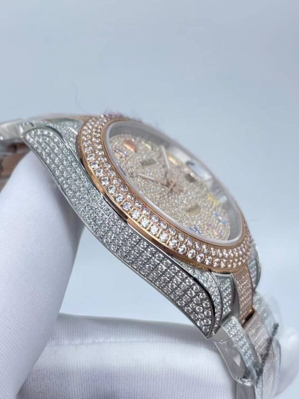 Rolex's new full-diamond flat three-leaf bracelet, with colorful Arabic numerals on a star-shaped surface, size 41mm