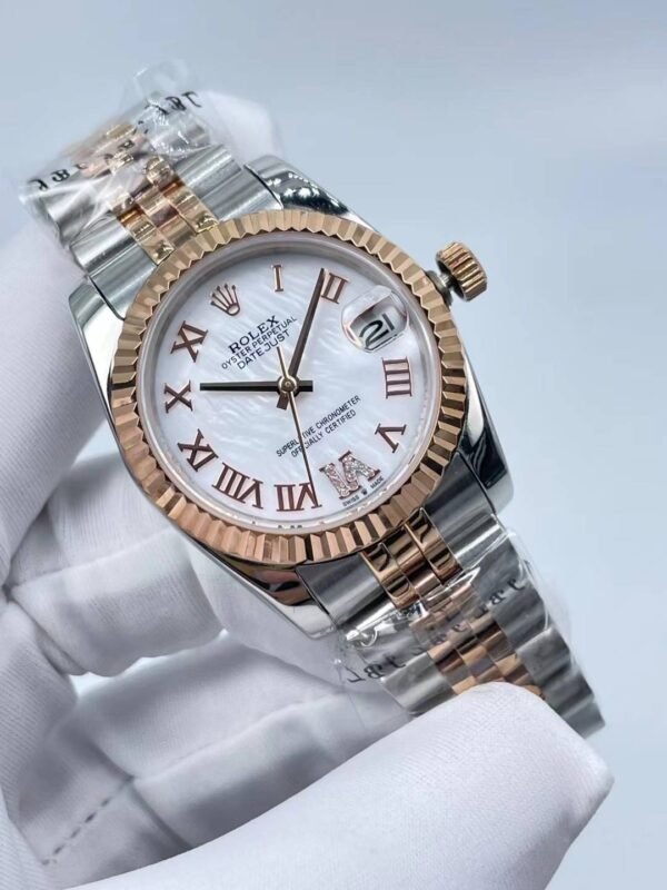 New model with 6-edge diamonds and Roman pattern, size 31mm