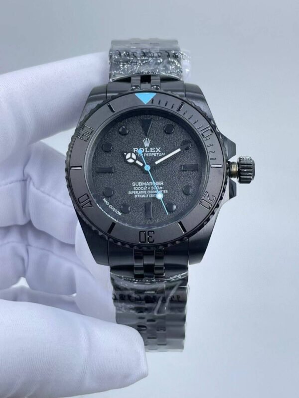 New GMT model with black case,40mm