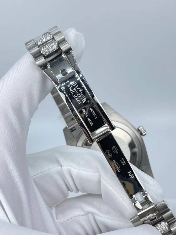 Rolex new model with double row diamond bezel, double calendar, six-nine dial, size 41mm