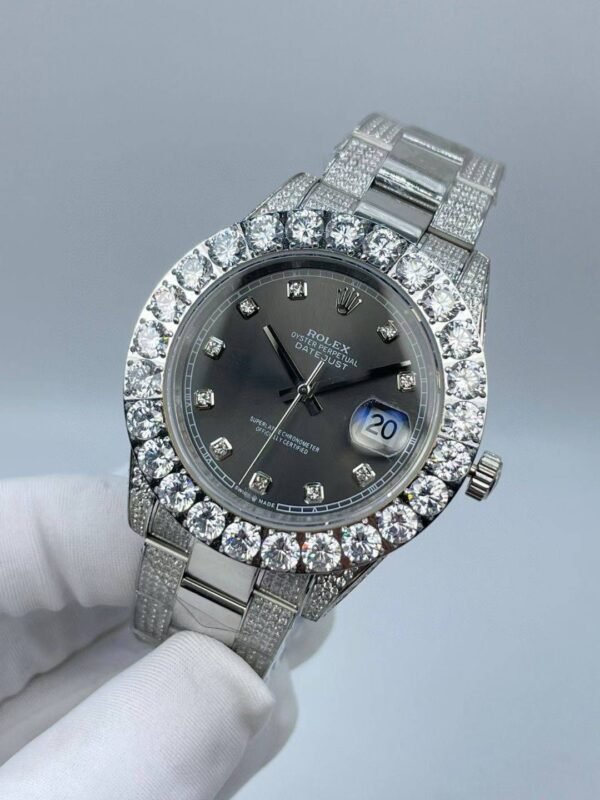 New style large diamond circle bezel with diamond surface  44mm