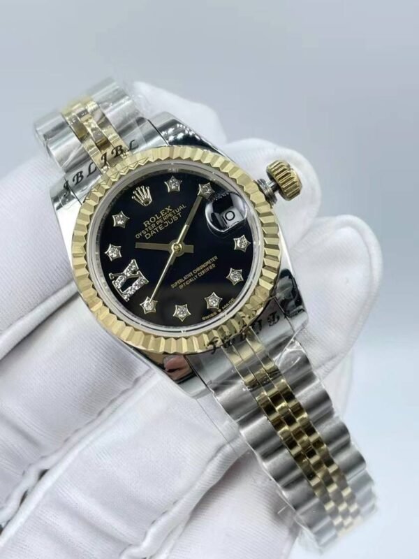 Rolex women's model with beaded star-shaped diamonds, size 26mm