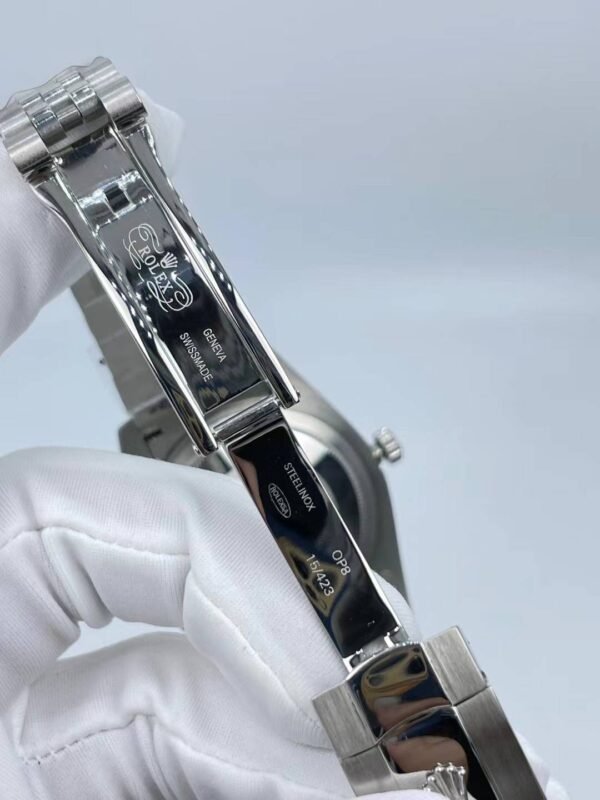 Rolex new chronograph with beveled edges and small bezel, size 41mm (small head stud strap)