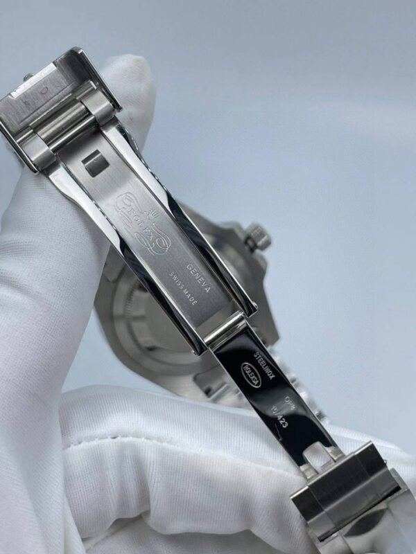 New SUB model with black shell and purple color,40mm