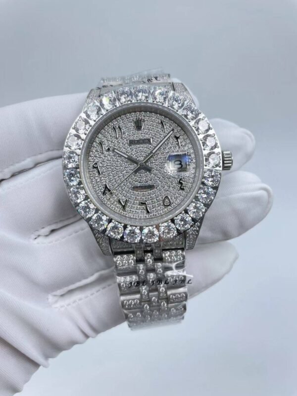 New Rolex model with numerous diamonds  41mm
