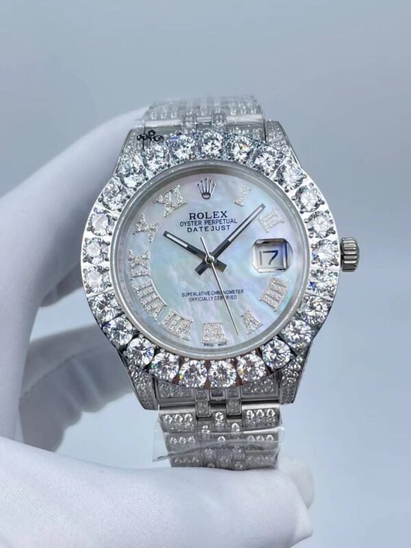 Rolex's new full-diamond large-diameter bezel, single calendar Roman numeral face, size 43mm