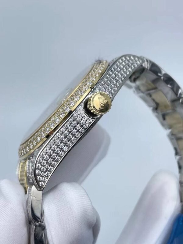 Rolex's new full-diamond flat three-leaf bracelet, with colorful Arabic numerals on a star-shaped surface, size 41mm