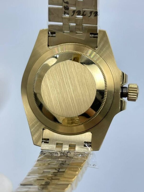 New GMT model   40mm