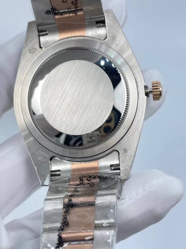 Rolex's new full-diamond flat three-leaf bracelet, with colorful Arabic numerals on a star-shaped surface, size 41mm