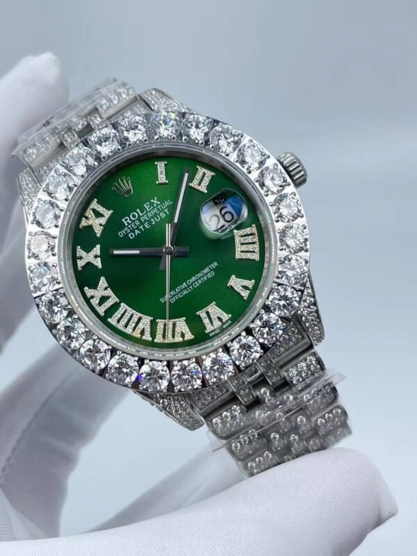 Rolex's new full-diamond large-diameter bezel, single calendar Roman numeral face, size 43mm