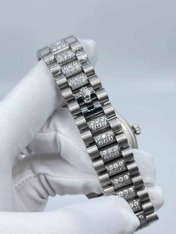 Rolex new model with double row diamond bezel, double calendar, six-nine dial, size 41mm