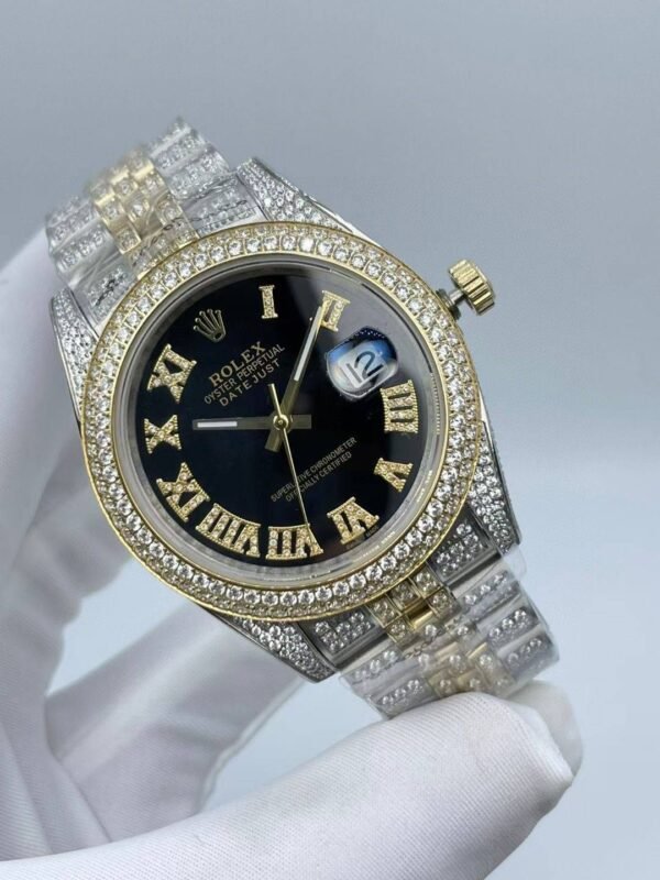 New full-diamond Roman-style logotype with diamond surface  41mm