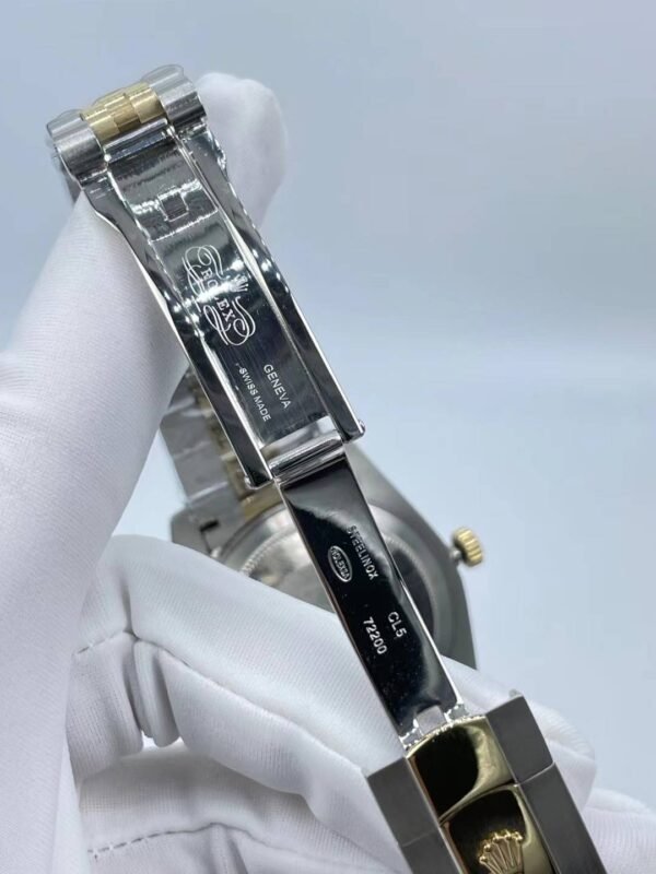 Rolex New Logarithmic Beveled Edge Dial, Size 41mm (Small Head Grain Strap)