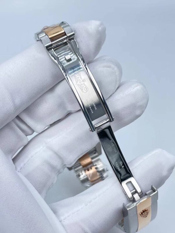 Rolex's new 24-diamond , 31mm in size.
