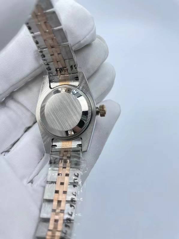 Rolex women's model with beaded star-shaped diamonds, size 26mm