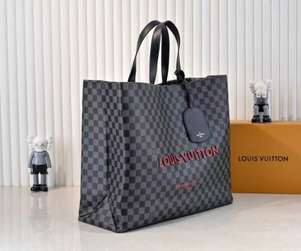 Shopper medium-sized handbag from Louis Vuitton - 42x34x16cm