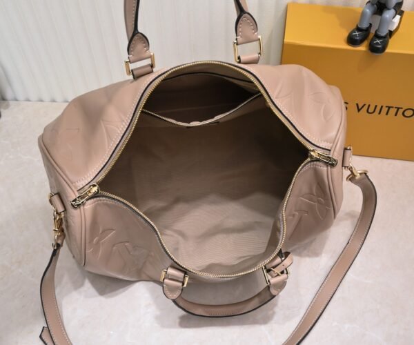 N44810 45532 upgraded version 45cm imported top-grade cowhide black patterned travel bag 45x 27x 20cm (length x height x width)