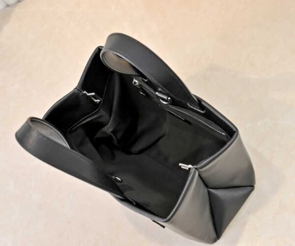 M13940  Pharrell and NIGO collaboration collection's exclusive series - top-quality original item - this medium-sized Shopper handbag - 25x19x1