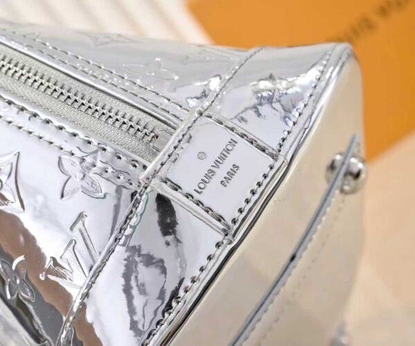 M11835, M53151, LVSki series of Alma large-sized handbag, 39x30x19cm