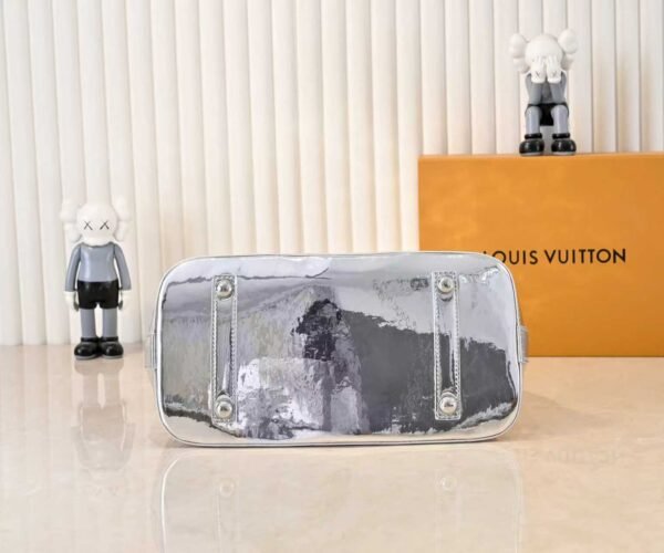 M11835, M53151, LVSki series of Alma large-sized handbag, 39x30x19cm