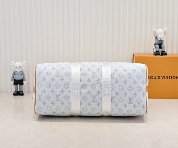 【M14838 White】41418, 41416 This model Keepall Bandoulière 45 travel bag, 27 x 20 x 45 cm (height x width x length)