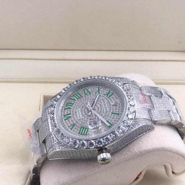 Rolex new bezel (3.55mm diamonds) star-shaped Roman dial, size 41mm