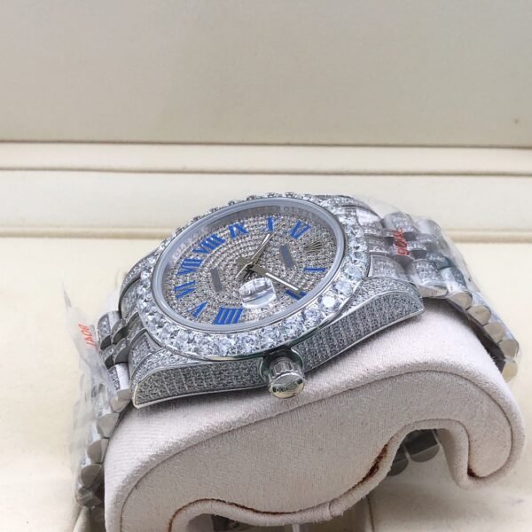 Rolex new bezel (3.55mm diamonds) star-shaped Roman dial, size 41mm