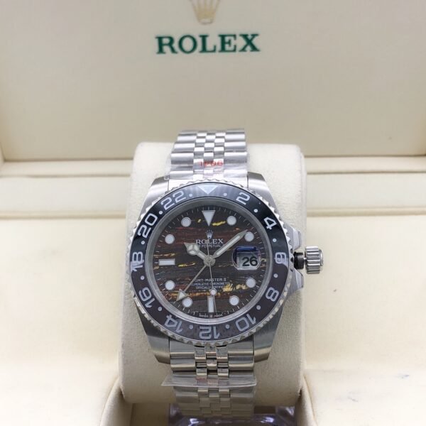 Rolex new model Greenwich GMT with a size of 40mm