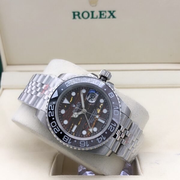 Rolex new model Greenwich GMT with a size of 40mm