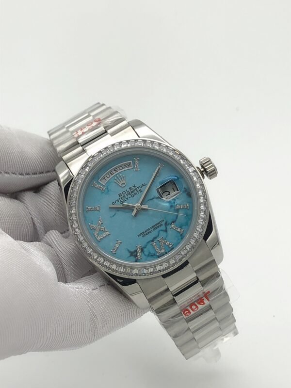 Rolex new model with square diamond bezel and Roman-shaped dial, size 36mm