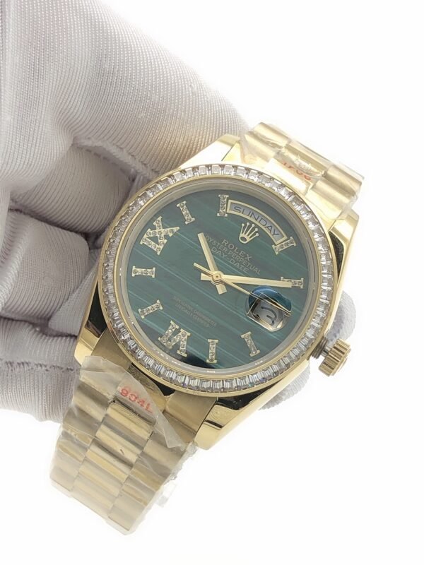 Rolex new model with square diamond bezel and Roman-shaped dial, size 36mm