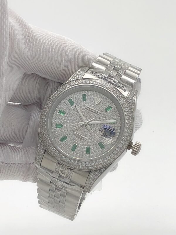 Rolex five-stone round diamonds set in a square shape, diameter 41mm