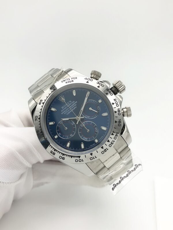 Rolex Daytona Quartz Series, with an enlarged size of 43mm