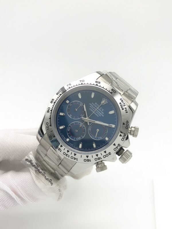 Rolex Daytona Quartz Series, with an enlarged size of 43mm
