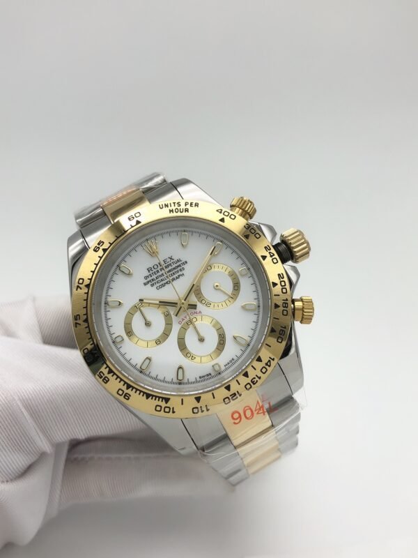 Rolex Daytona Quartz Series, with an enlarged size of 43mm
