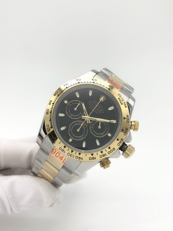 Rolex Daytona Quartz Series, with an enlarged size of 43mm