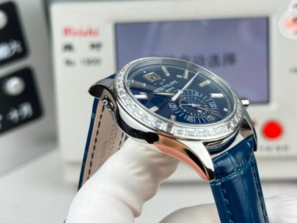 Patek philippe 5905R -010/12 CAL,240