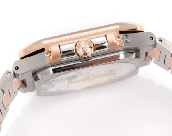 Patek philippe 5822 cubitus 240ps 45*11mm